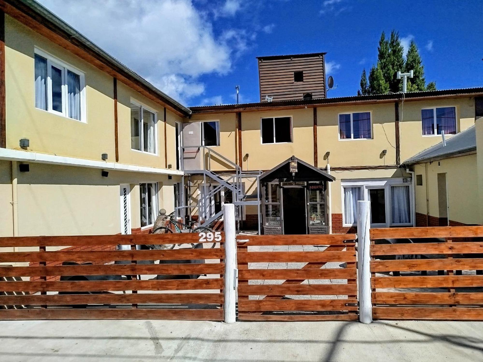 Hostel Elal El Calafate Exterior foto